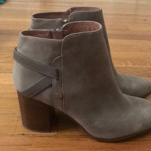 Adorable booties!
